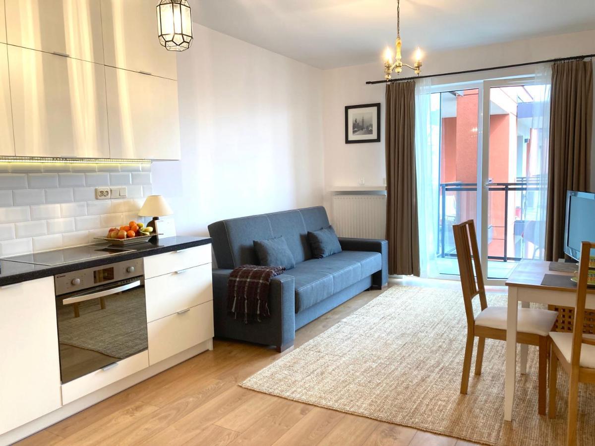 Modern In Centre Of +free Parking Leilighet *